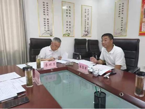 李明月到市关工委调研时强调 党建带关建  做到联建联动联办联创